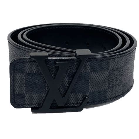 Louis Vuitton M0263V LV Initiales 40mm Reversible belt in 